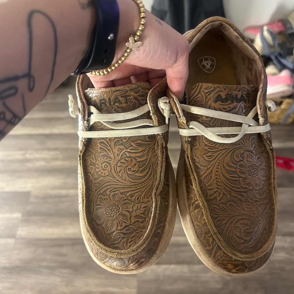 Ariat Tan Leather Upper Shoes